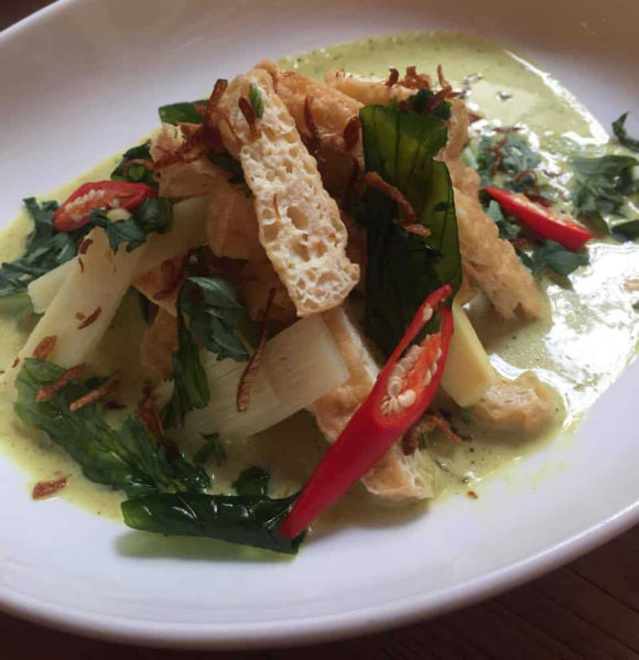 Green Curry Tofu Cafebudha.cz